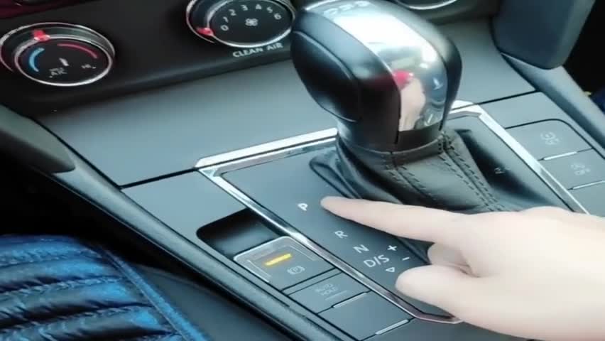 {線上娛樂}(兰博基尼是手动挡还是自动挡)