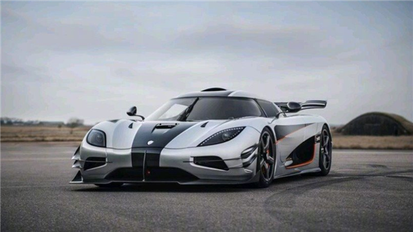 {籃球NBA投注}(科尼塞克和柯尼塞格有什么区别)